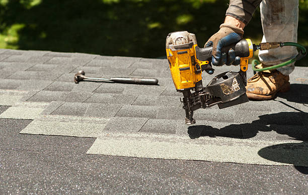 Quick and Trustworthy Emergency Roof Repair Services in Mediapolis, IA
